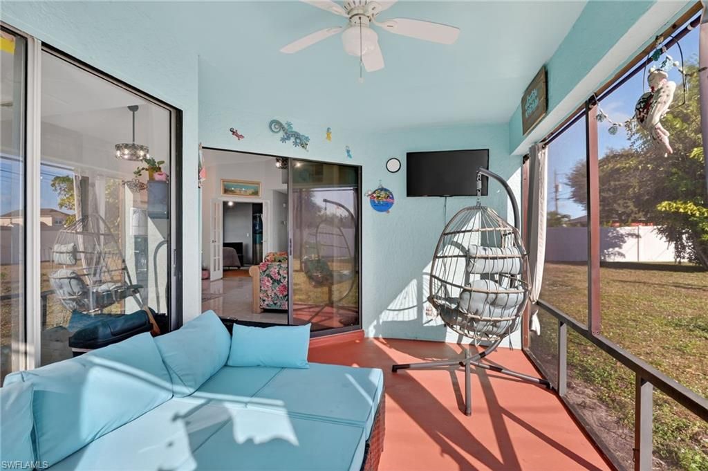 Image 30 of property listing at 1105 SW 11th PL, Cape Coral, FL 33991