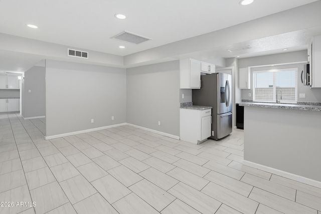 6620 W MERCER Lane, Glendale, AZ 85304