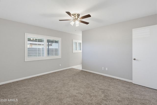 6620 W MERCER Lane, Glendale, AZ 85304