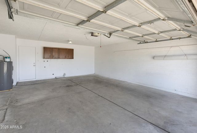 6620 W MERCER Lane, Glendale, AZ 85304