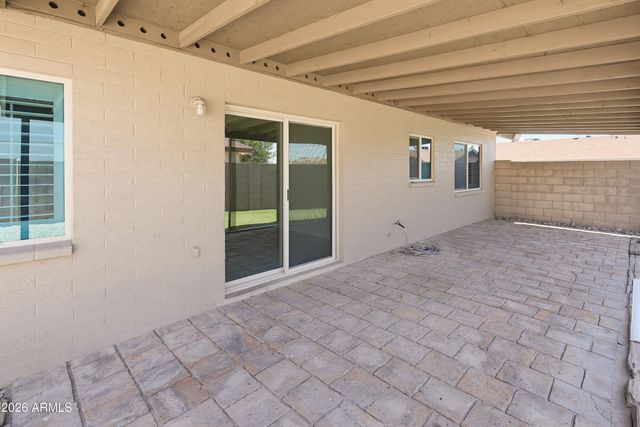6620 W MERCER Lane, Glendale, AZ 85304