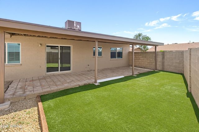 6620 W MERCER Lane, Glendale, AZ 85304