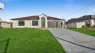 918 Acroft AVE, Lehigh Acres, FL 33971