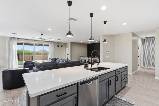 9901 N Cardon Grande Trail, Marana, AZ 85653