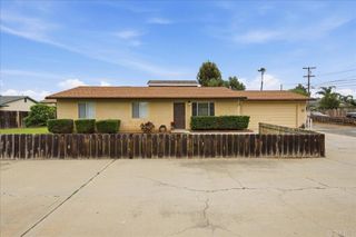 1232 Persimmon Avenue, El Cajon, CA 92021