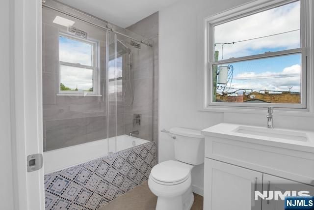 413 Paulison Avenue All 8 units, Passaic, NJ 07055