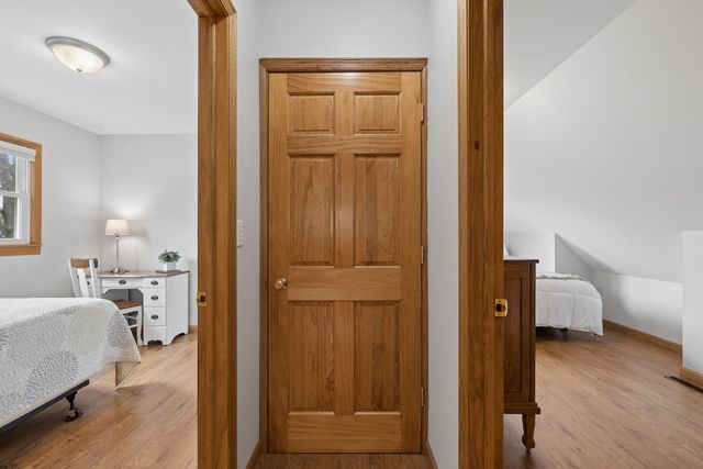 305 2nd Court, Crystal Lake, IL 60014