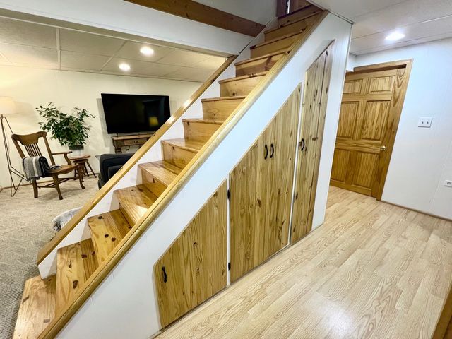 305 2nd Court, Crystal Lake, IL 60014