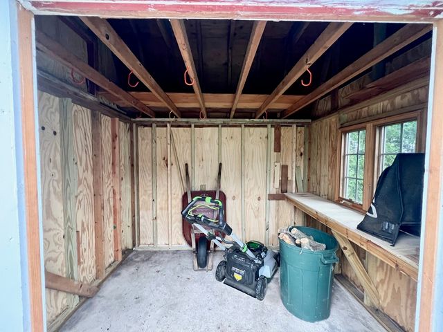 305 2nd Court, Crystal Lake, IL 60014