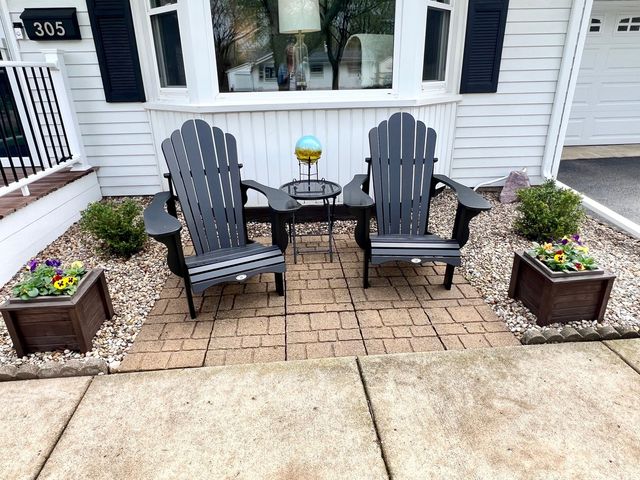 305 2nd Court, Crystal Lake, IL 60014