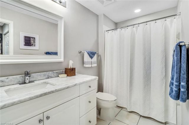 401 Bayfront PL 3204, Naples, FL 34102