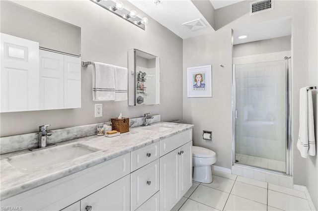 401 Bayfront PL 3204, Naples, FL 34102