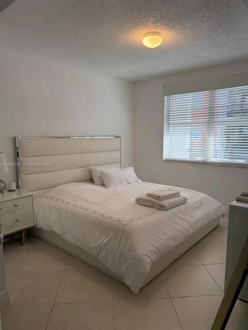 17145 N Bay Rd 4412, Sunny Isles Beach, FL 33160
