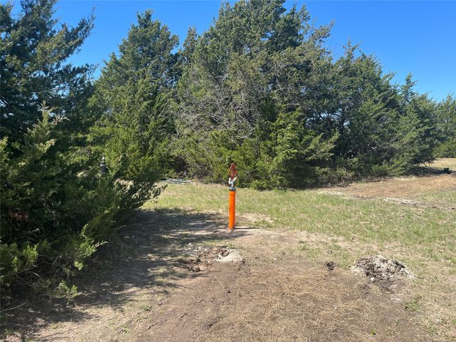 757 Reynolds Road, Whitewright, TX 75491