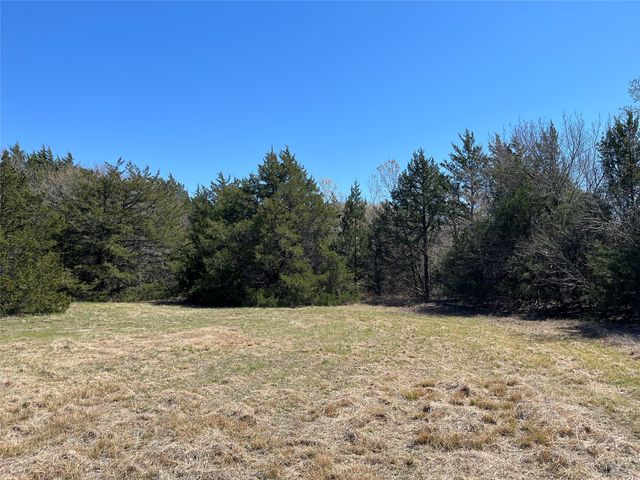 757 Reynolds Road, Whitewright, TX 75491