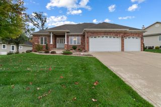 1433 Rainy Brook Way, Crown Point, IN 46307