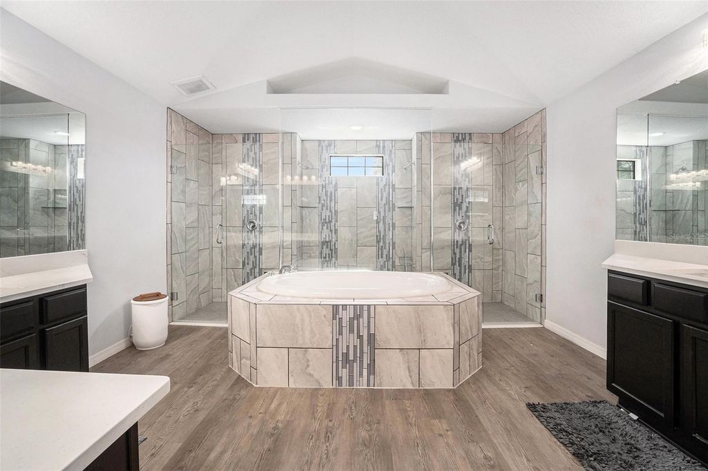 Image 19 of property listing at 7403 NE 22ND COURT ROAD, Ocala, FL 34479