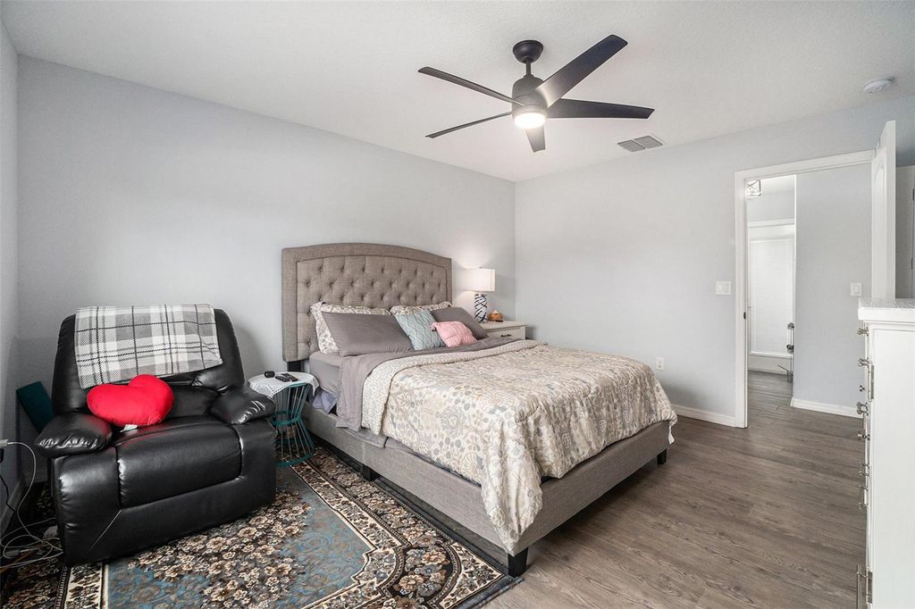 Image 22 of property listing at 7403 NE 22ND COURT ROAD, Ocala, FL 34479