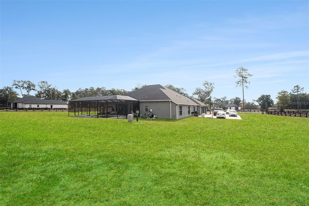 Image 34 of property listing at 7403 NE 22ND COURT ROAD, Ocala, FL 34479