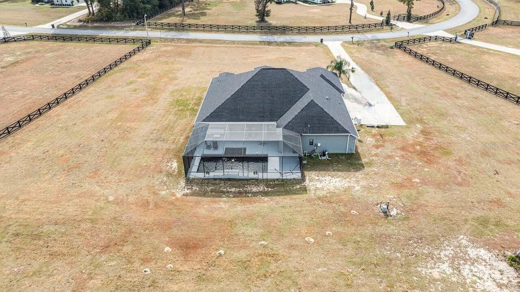 Image 37 of property listing at 7403 NE 22ND COURT ROAD, Ocala, FL 34479