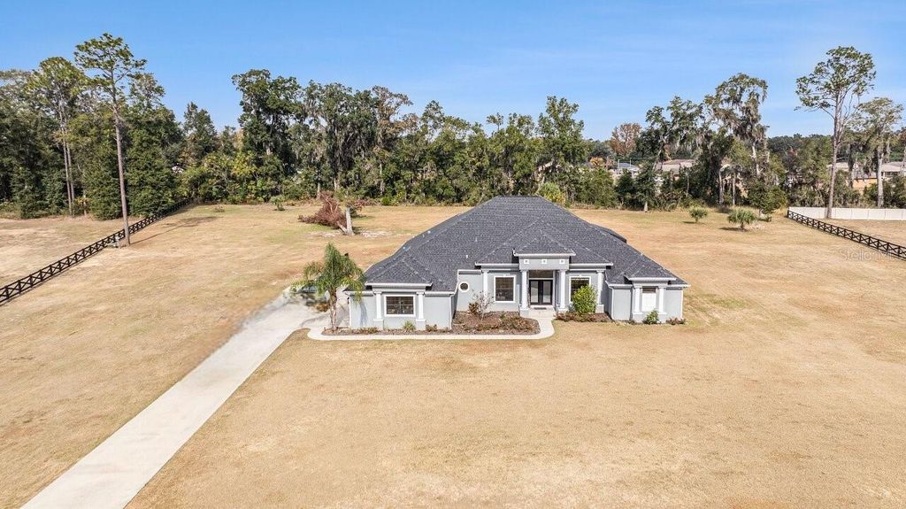 Image 41 of property listing at 7403 NE 22ND COURT ROAD, Ocala, FL 34479