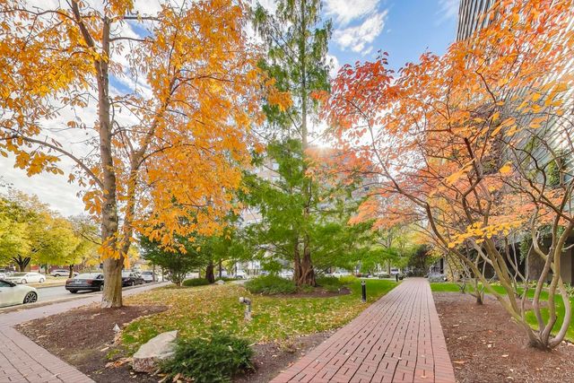 800 Elgin Road 715, Evanston, IL 60201