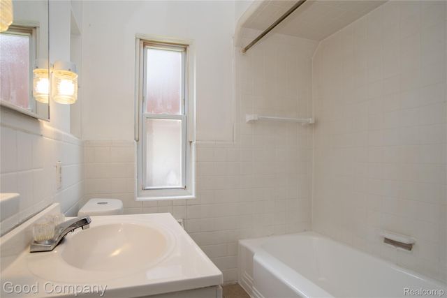 14481 Rosemary Street, Detroit, MI 48213