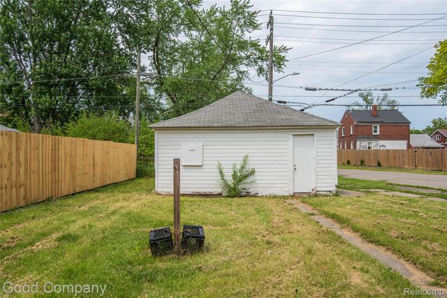 14481 Rosemary Street, Detroit, MI 48213