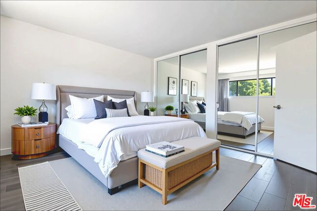 837 N West Knoll Drive 106, West Hollywood, CA 90069