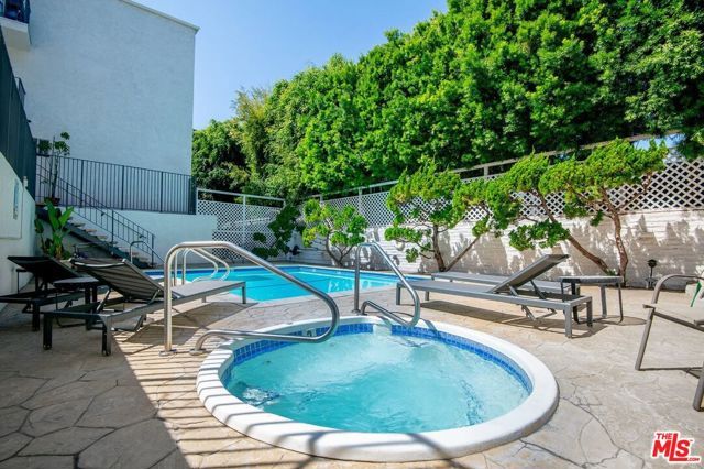 837 N West Knoll Drive 106, West Hollywood, CA 90069