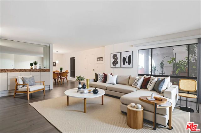 837 N West Knoll Drive 106, West Hollywood, CA 90069