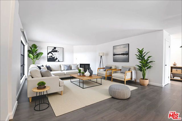 837 N West Knoll Drive 106, West Hollywood, CA 90069