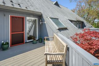 303 2nd St NW Apt B, Charlottesville, VA 22902