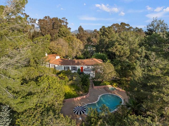 6141 Lago Lindo, Rancho Santa Fe, CA 92067