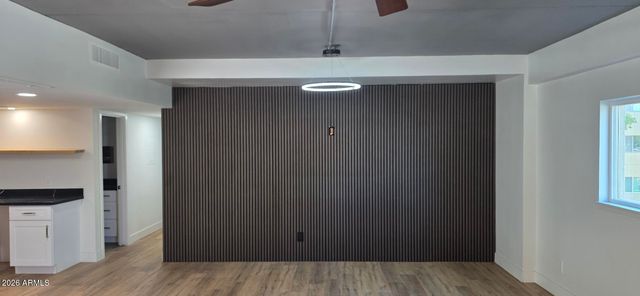 351 E THOMAS Road D208, Phoenix, AZ 85012