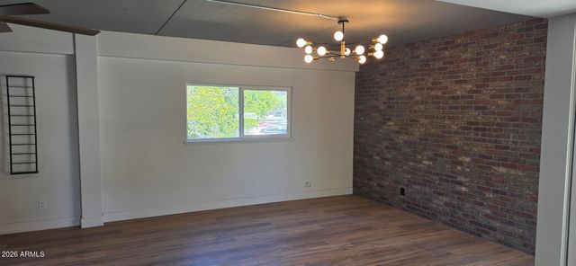 351 E THOMAS Road D208, Phoenix, AZ 85012
