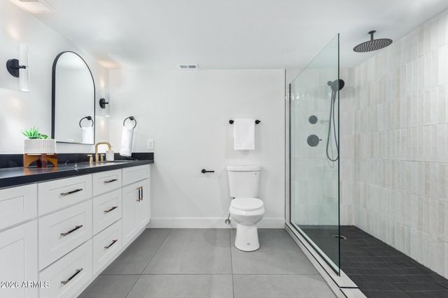 351 E THOMAS Road D208, Phoenix, AZ 85012