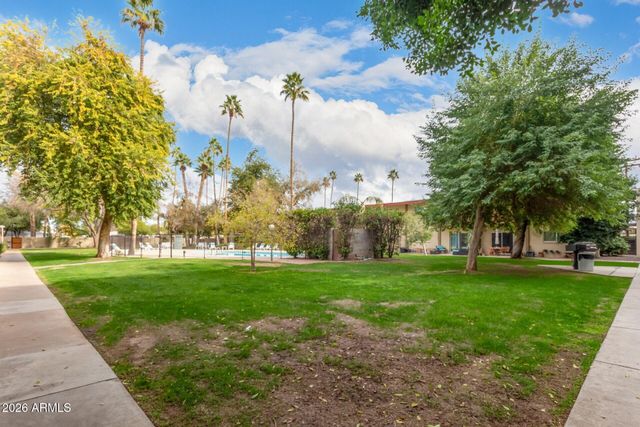 351 E THOMAS Road D208, Phoenix, AZ 85012