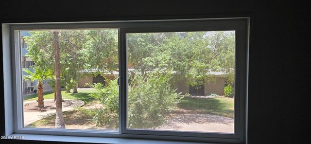 351 E THOMAS Road D208, Phoenix, AZ 85012