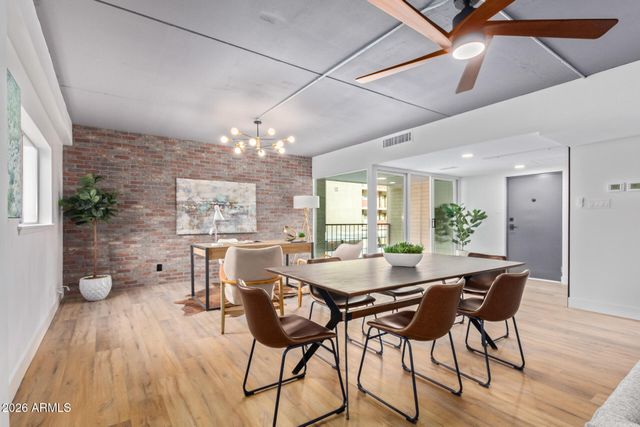 351 E THOMAS Road D208, Phoenix, AZ 85012