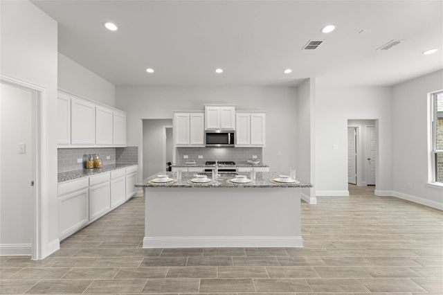 538 Amesbury Drive, Forney, TX 75126