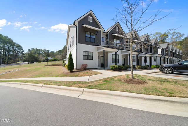 5611 Johnson Woods Court, Raleigh, NC 27609
