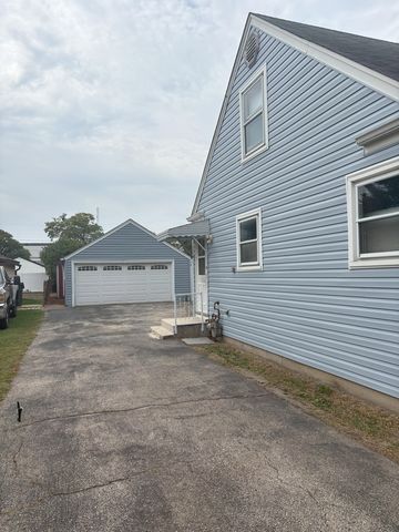 3112 Pearl Avenue, Melrose Park, IL 60164