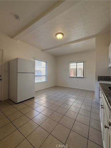 2012 E 7th Street J, Long Beach, CA 90804