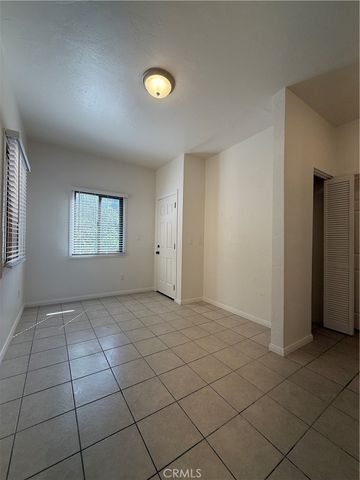 2012 E 7th Street J, Long Beach, CA 90804