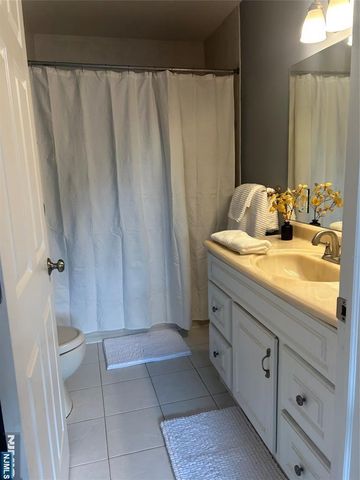 150 Montrose Avenue, South Plainfield, NJ 07080