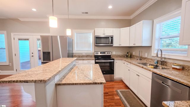 843 Saint Mark Road, Taylors, SC 29687