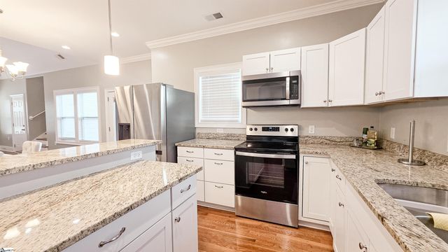 843 Saint Mark Road, Taylors, SC 29687