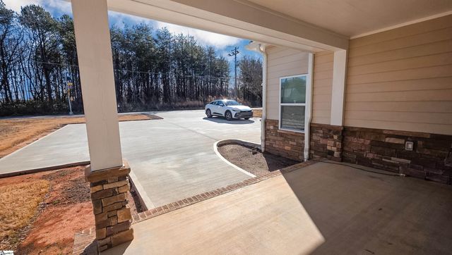 843 Saint Mark Road, Taylors, SC 29687