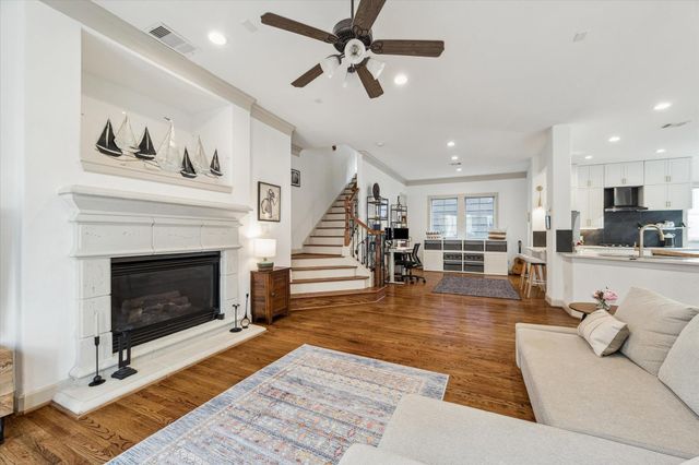 1837 Oakdale Street, Houston, TX 77004